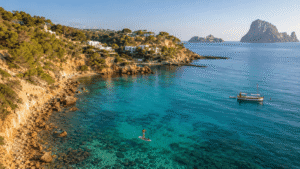 Qué ver en Ibiza en 4, 5 o 6 días: itinerario con playas, pueblos, calas y planes por mar​